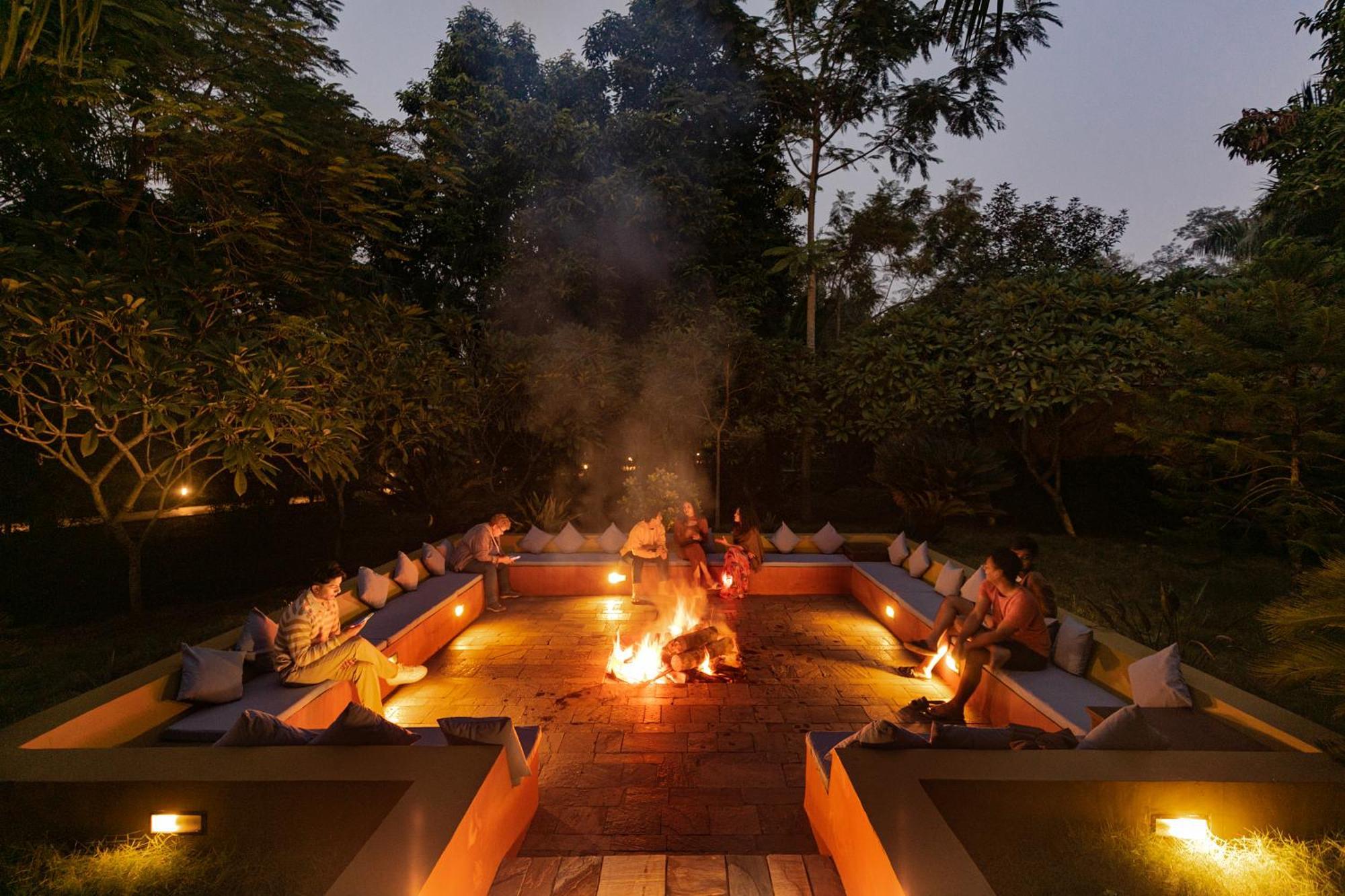 Kasara Chitwan Hotel Patlahara Bagian luar foto