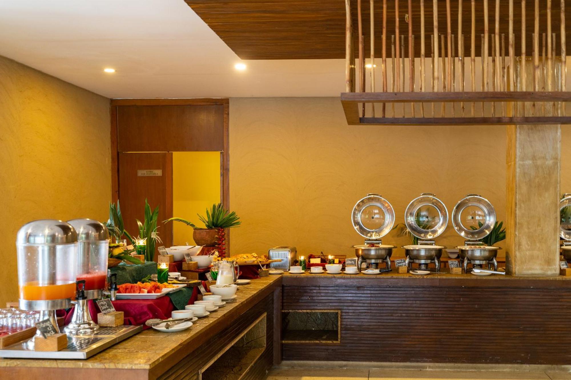 Kasara Chitwan Hotel Patlahara Bagian luar foto