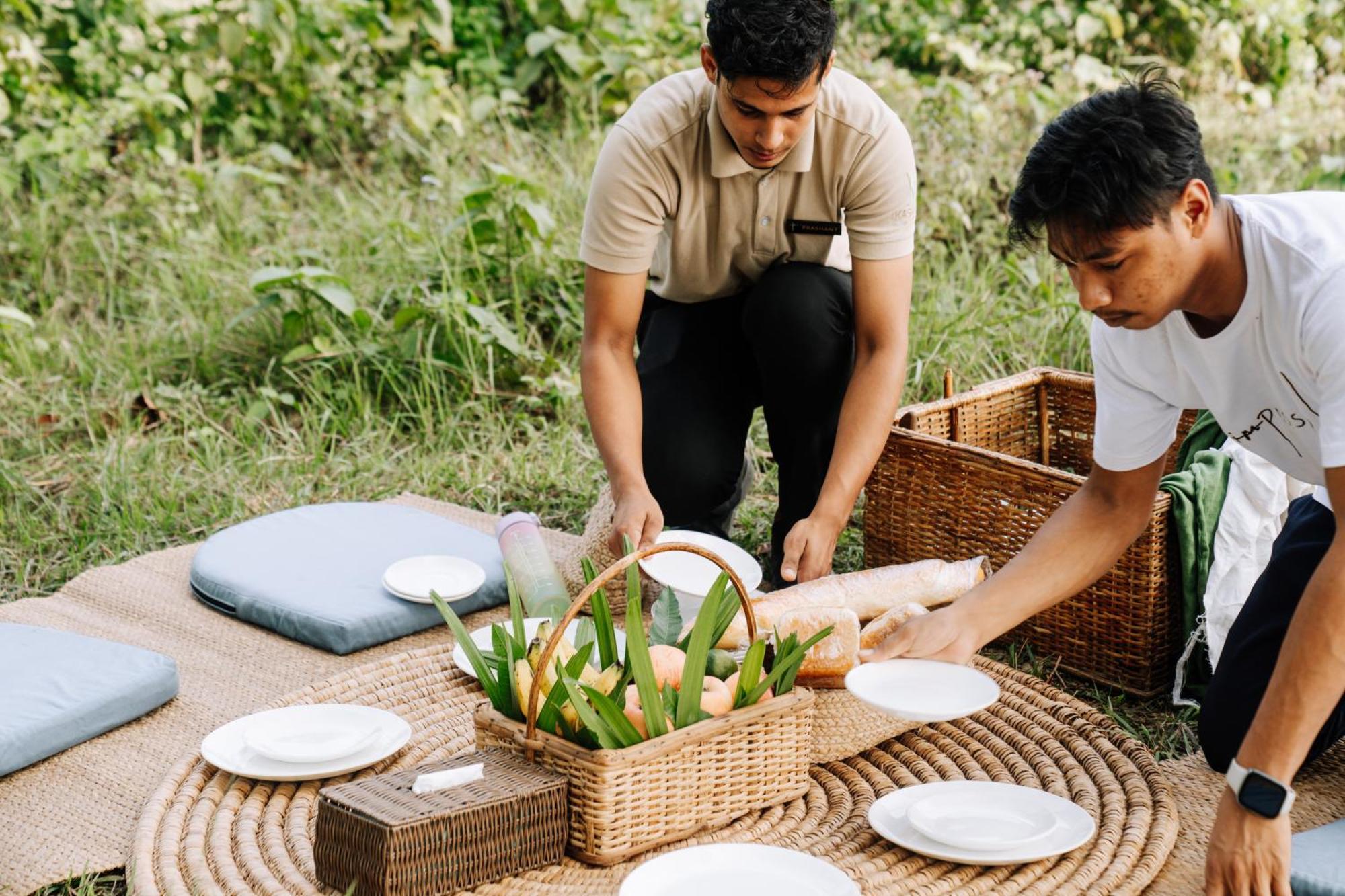 Kasara Chitwan Hotel Patlahara Bagian luar foto